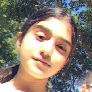 Meet your Posher, Syeda